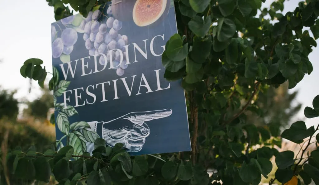 Stylish hippie wedding — 7